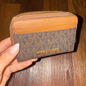 NEW Michael Kors Wallet - Jet Set Travel Medium Logo Zip-Around Card Case
